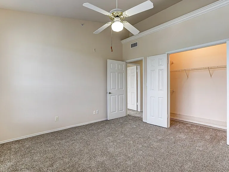 Turnberry Isle Apartment Homes — Photo 30