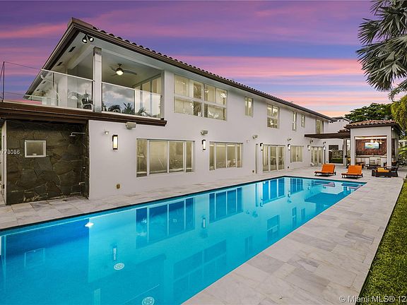 2nd image of 5274 NW 94 Doral Pl