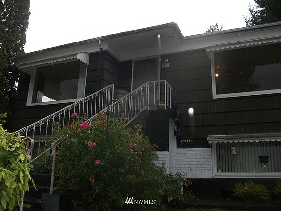 2nd image of 12937 Tukwila International Boulevard