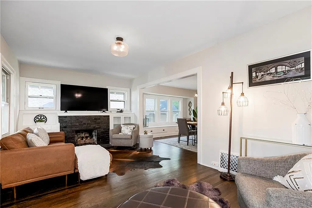 3 bed, 2.5 bath, 2000 sqft, $3,250 — Photo 3