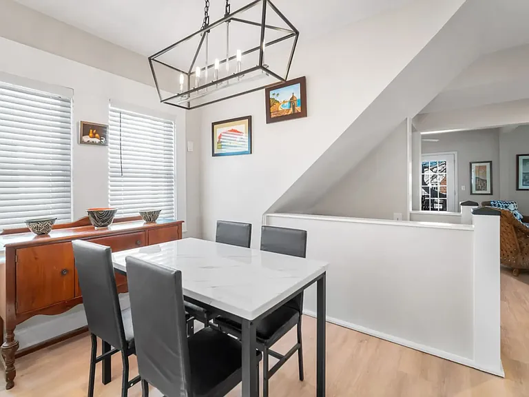 14 S Jackson Ave #B — Photo 12