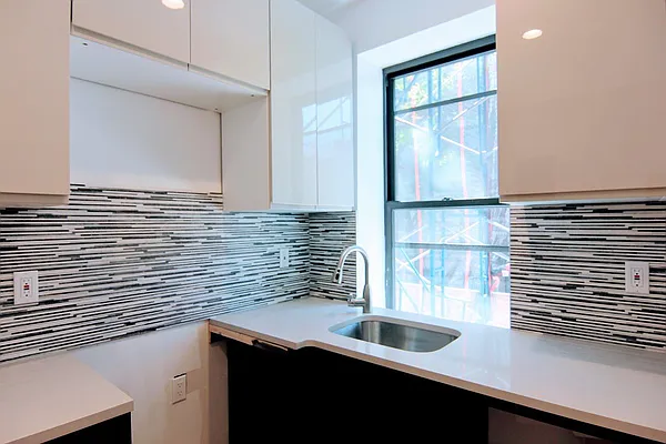 Rented by GPA Realty | media 14