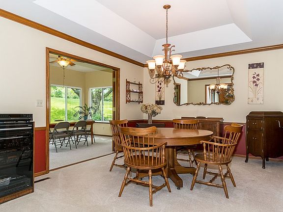 5th image of 3520 Lochwood Dr NE