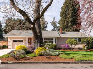 1585 Hackamore Way, Eugene, OR 97401