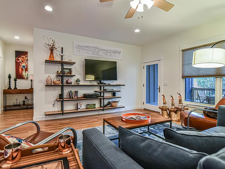 N Skyloft Dr — Photo 9