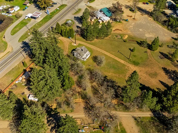 33105 Redwood Hwy #O, O'Brien, OR 97534