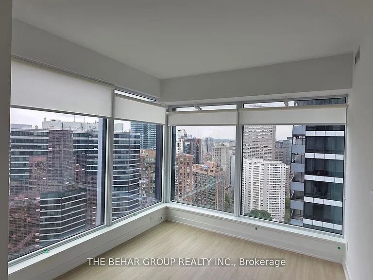 8 Wellesley St W #3803 — Photo 4