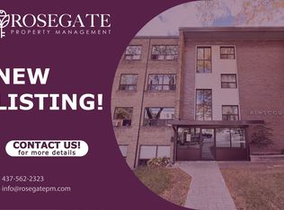 9 Kinsdale Blvd #211, Toronto, ON M8Y 1T8