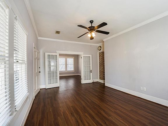 5th image of 210 Tabor St