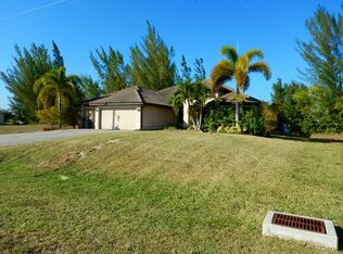 1827 SW 29th Ter, Cape Coral, FL 33914