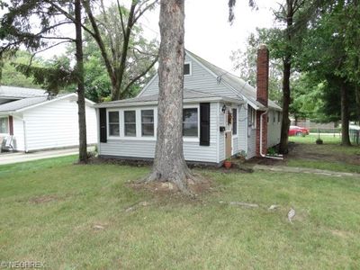 7659 Manor Dr, Mentor On The Lake, OH, 44060