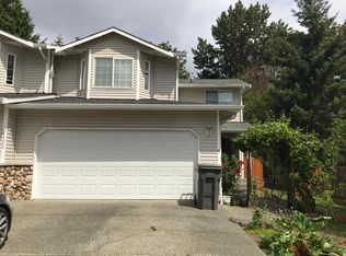 4329 Shelby Rd #B, Lynnwood, WA 98087