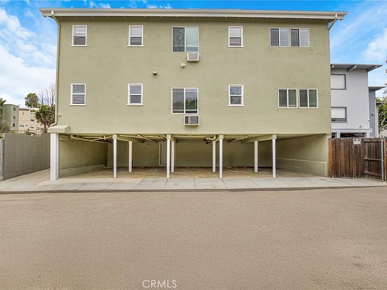 16144 W Sunset Blvd #6 — Photo 17