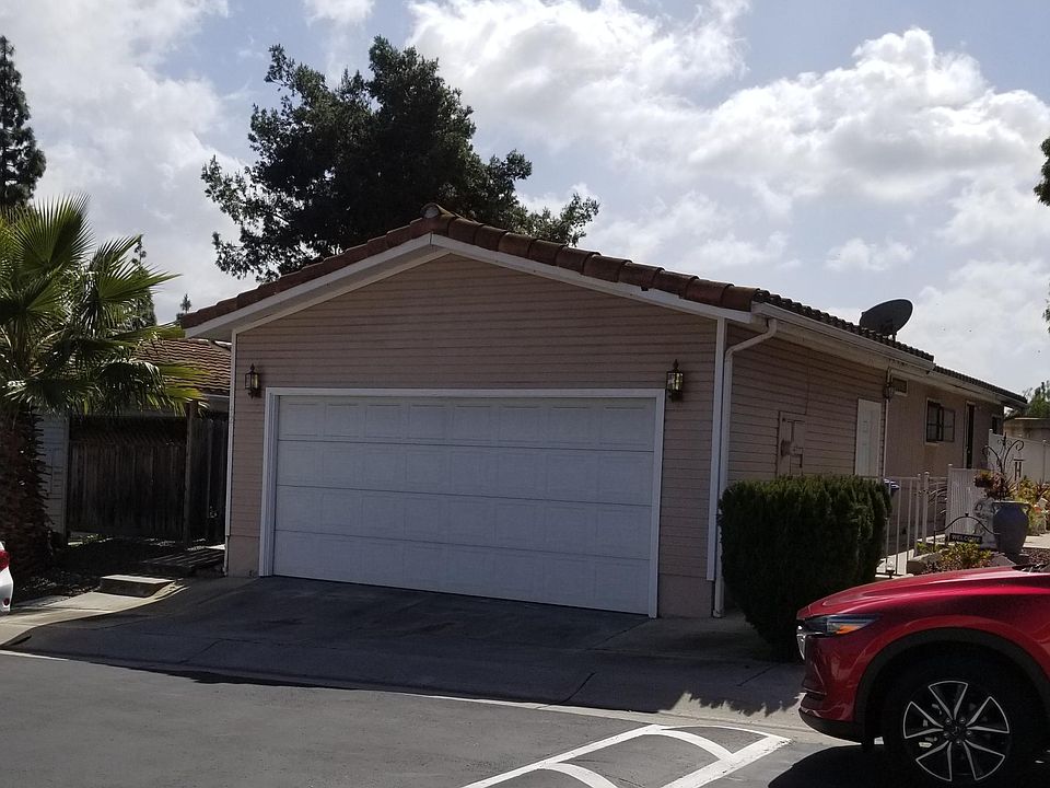 1st image of 14955 Avenida Venusto Unit 42