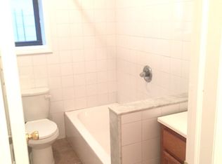 1006 Caton Ave APT 2A, Brooklyn, NY 11218