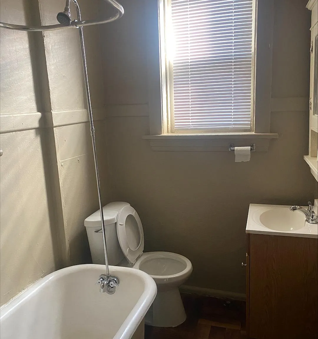 2125 E Obear Avenue — Photo 4