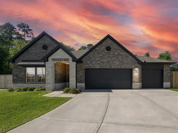 11696 Whirlaway Dr, Willis, TX 77318