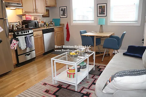 20 John F Kennedy St #6 Photo 1