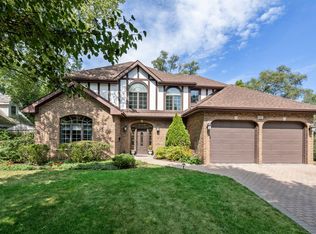 331 E Elm Ct, Glencoe, IL