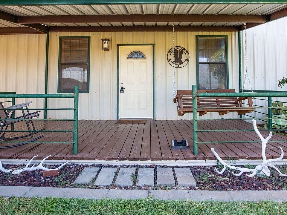 1st image of 1454 Clover Dr