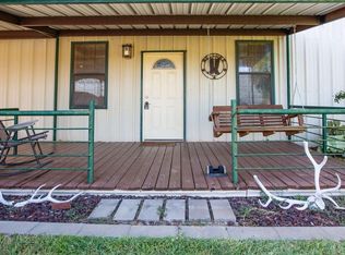 1454 Clover Dr, Poolville, TX 76487