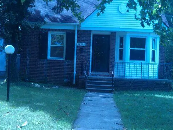 18975 Winthrop St, Detroit, MI 48235