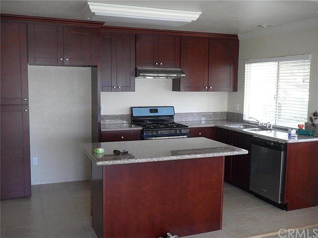 2nd image of 12560 Verdugo Pl