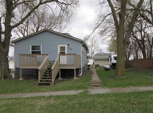 309 Lincoln Ave, Volin, SD 57072