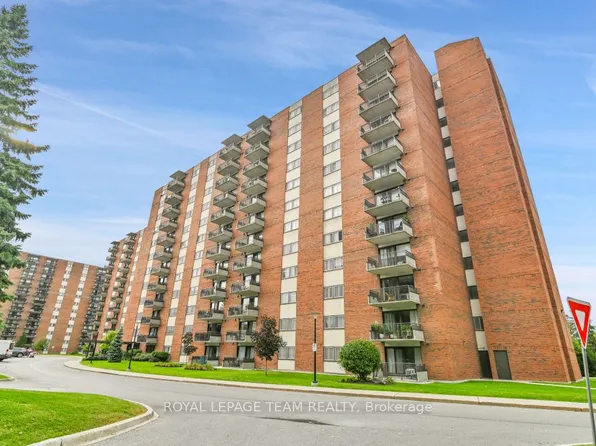1485 Baseline Rd #1104, Ottawa, ON K2C 3L8