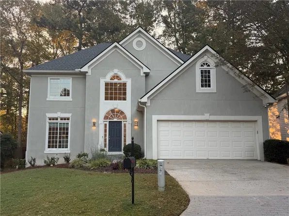 256 Spalding Gates Dr, Sandy Springs, GA 30328