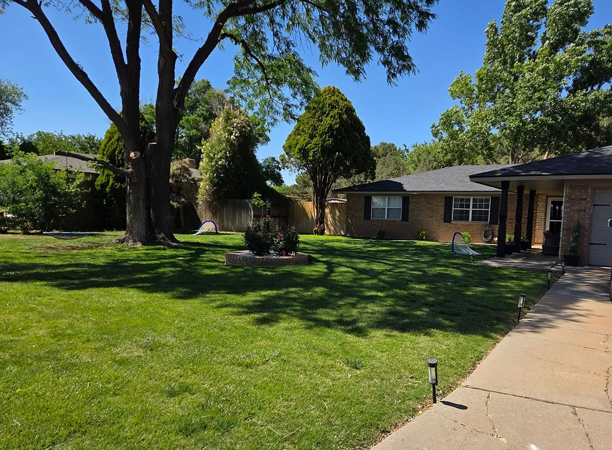 Building Photo - 1604 Layton Ct