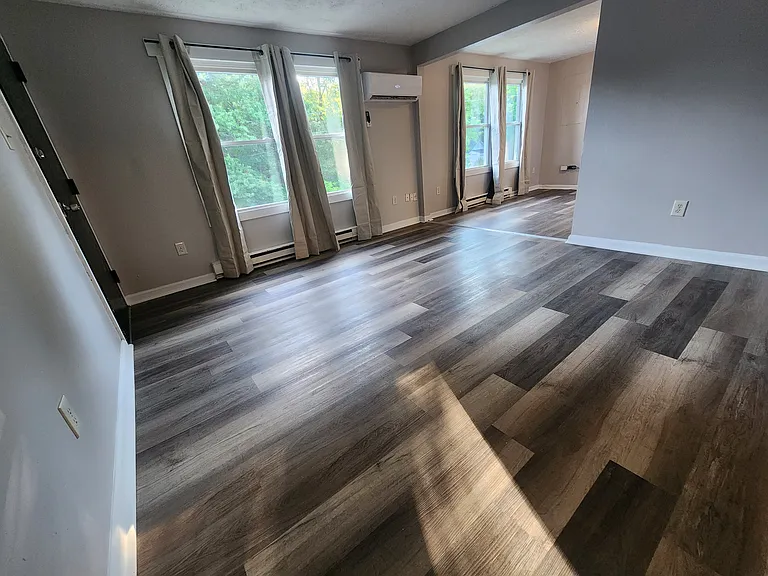 8 Washington St #2B — Photo 2