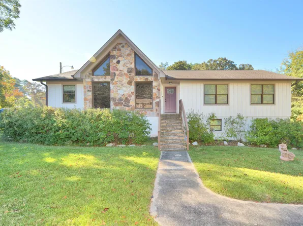 409 9th St, Pleasant Grove, AL 35127