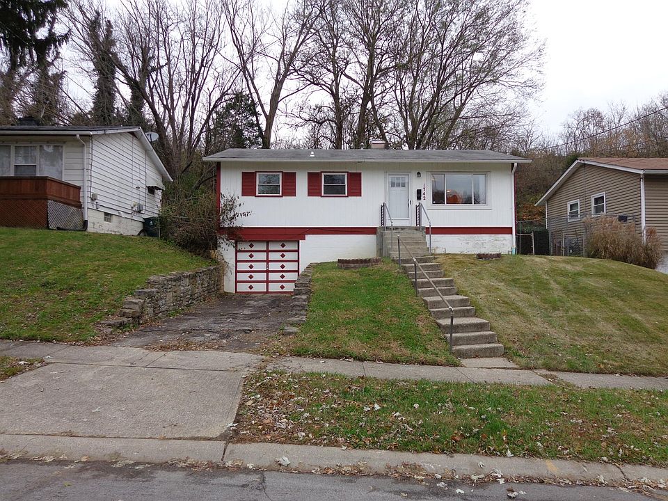 1st image of 1742 Monterey Ct