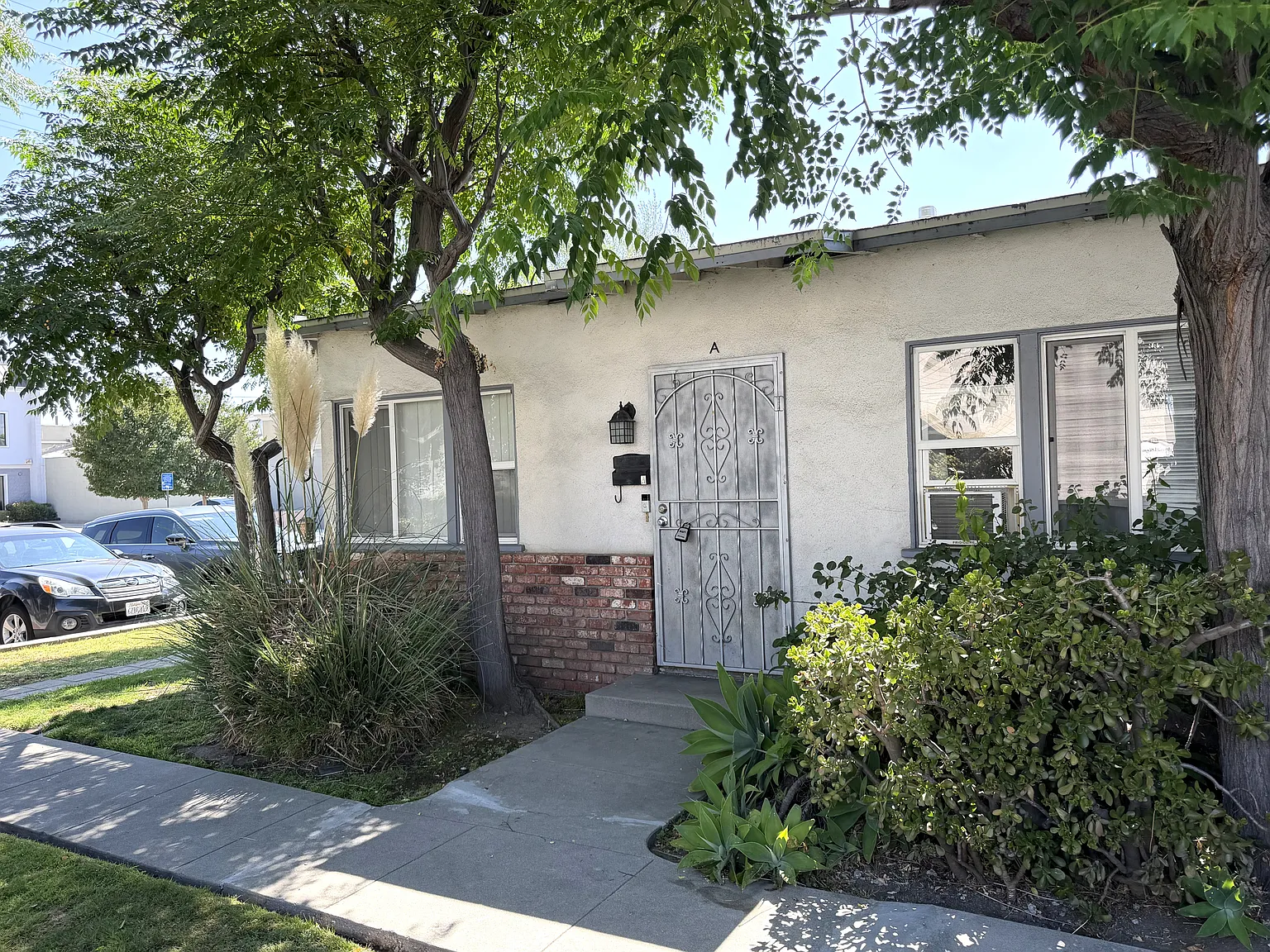 1 bed, 700 sqft, $2,100 — Photo 1