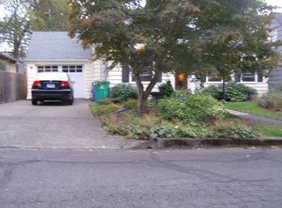 1320 SW Carson St, Portland, OR 97219