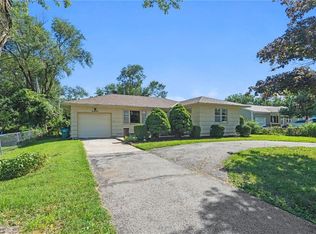 4305 Doctor Greaves Rd, Grandview, MO 64030