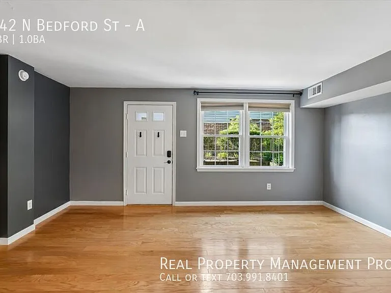 142 N Bedford St #A — Photo 8