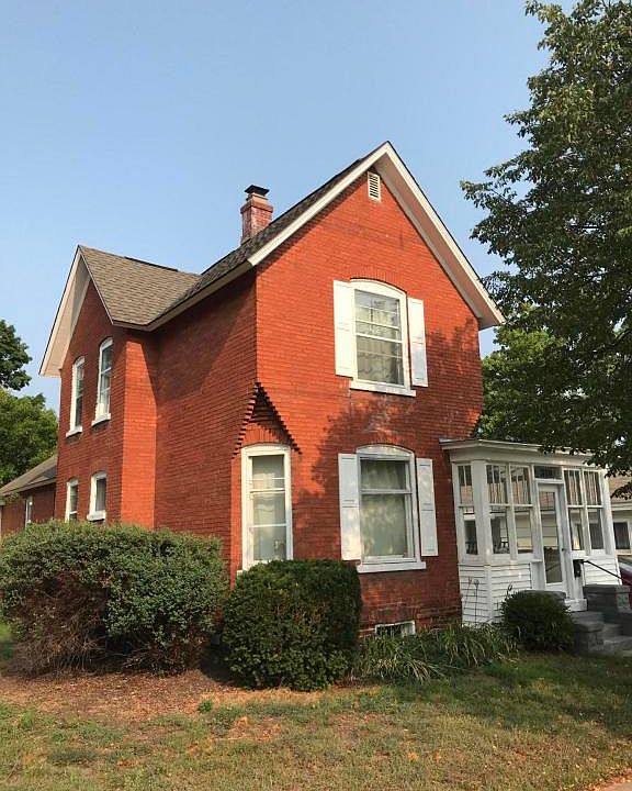 1st image of 318 Central Ave