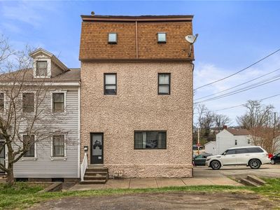 2841 Mary St, Pittsburgh, PA, 15203