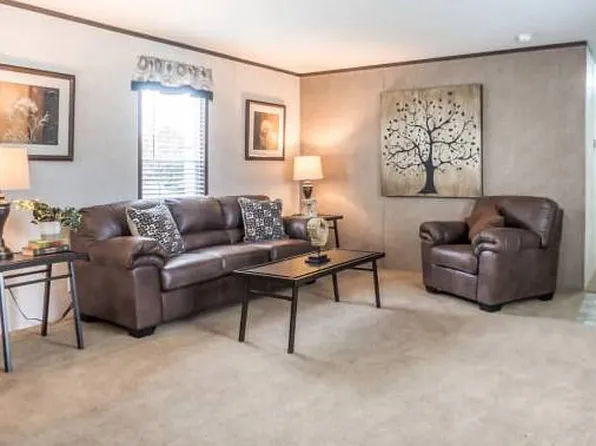 923 S Knox Pl Unit 133, Lake Station, IN 46405