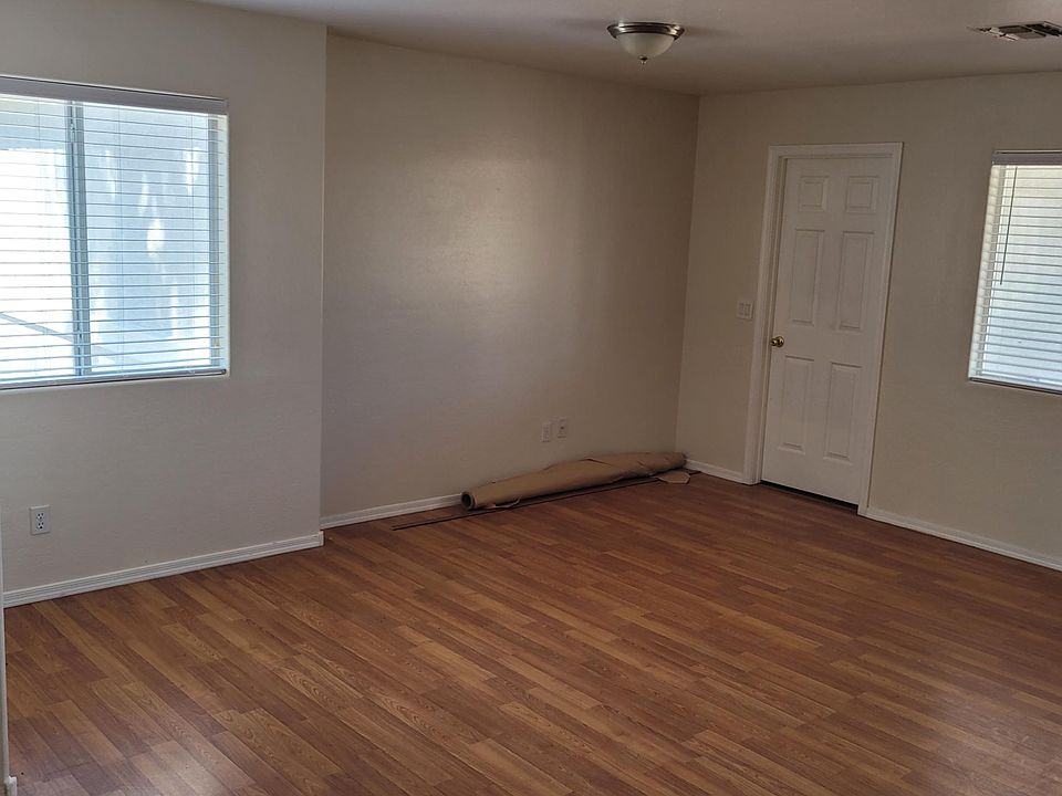 1st image of 836 E South Mountain Ave