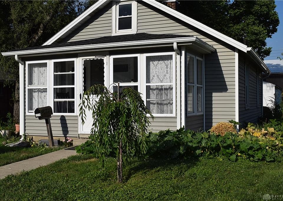 1st image of 1119 Walker St