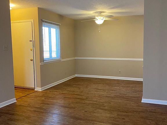 2nd image of 1815 Gardiner Ln APT H72
