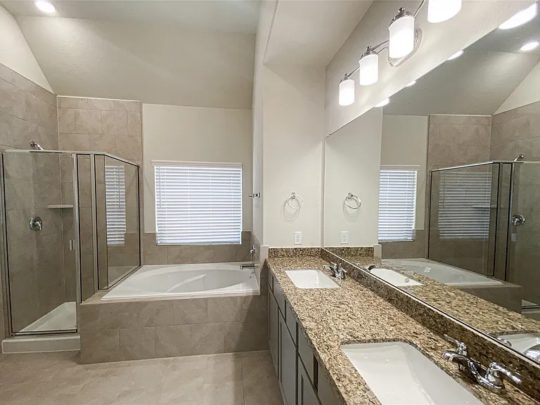 4318 Reese Ravine Ln — Photo 15