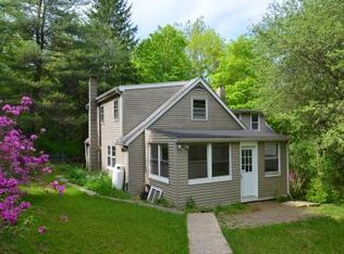 131 Observatory Rd, Glen Gardner, NJ 08826