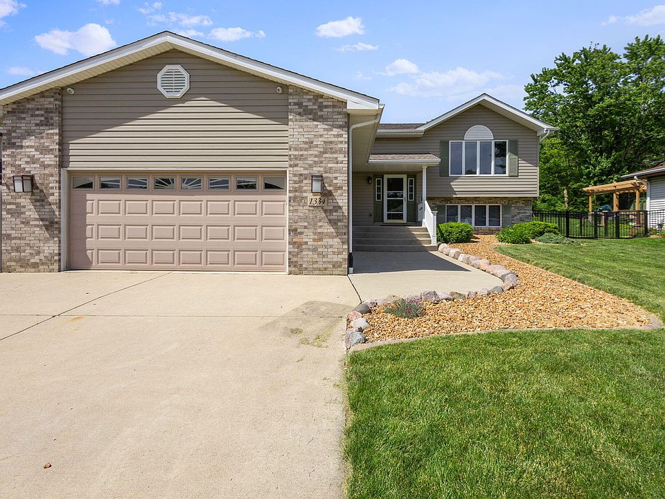 1334 Brandywine Rd, Crown Point, IN 46307 | Zillow