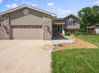 1334 Brandywine Rd, Crown Point, IN 46307