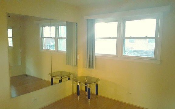 5th image of 7925 Nordica Ave