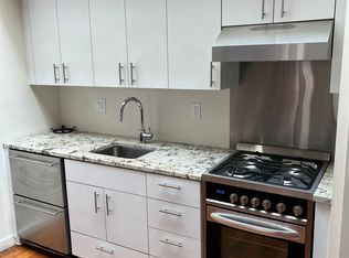 272-274 E 14th St #301, Oakland, CA 94603